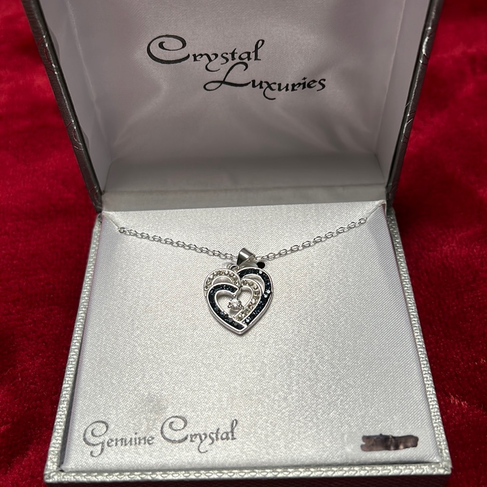 Crystal sapphire and diamond necklace